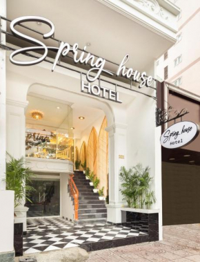 Spring House Saigon central park